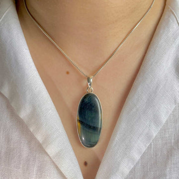 Blue Tiger Eye Jewelry: A Symbol Of Courage And Power